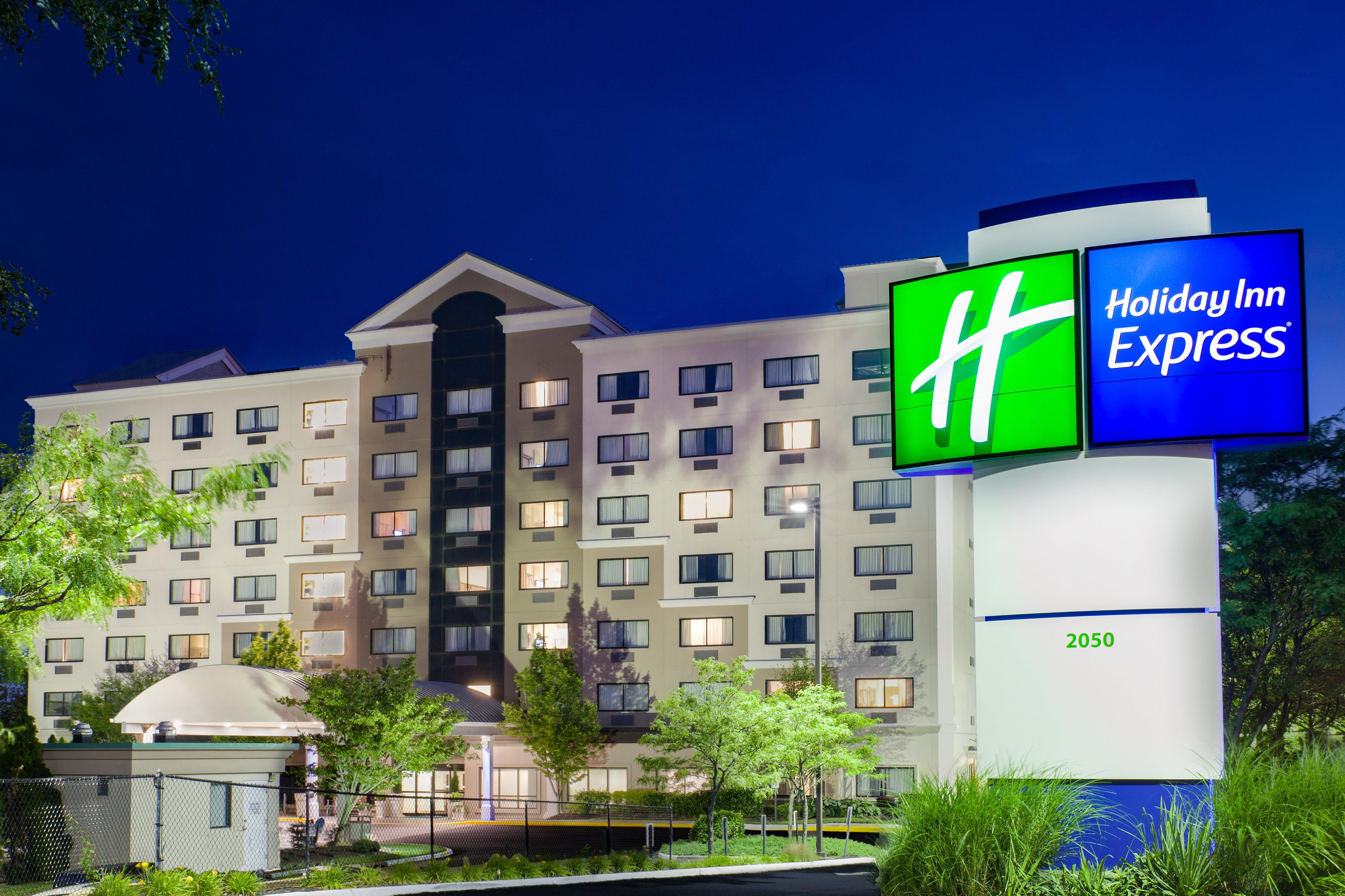 Holiday Inn Express Hauppauge-Long Island, An Ihg Hotel Zewnętrze zdjęcie